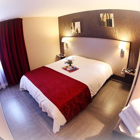 Hotel Le Coudon La Farlède Екстериор снимка