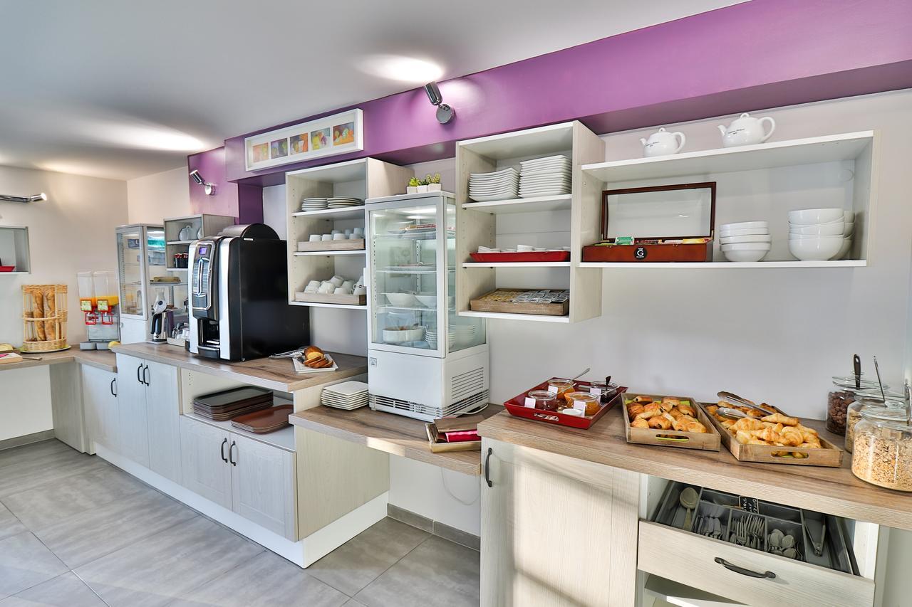 Hotel Le Coudon La Farlède Екстериор снимка